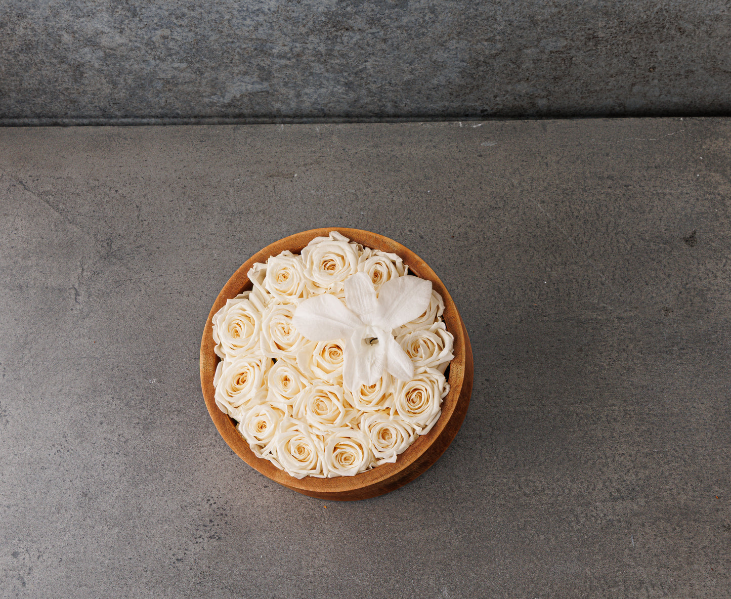 
                  
                    Nordic Bloom Champagne
                  
                