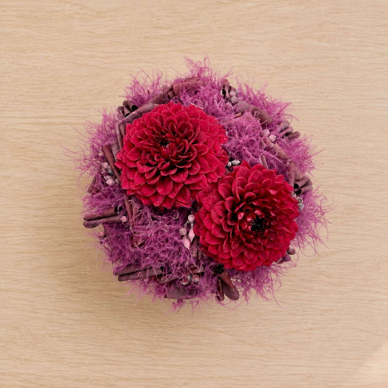 
                  
                    Unika Dahlia
                  
                